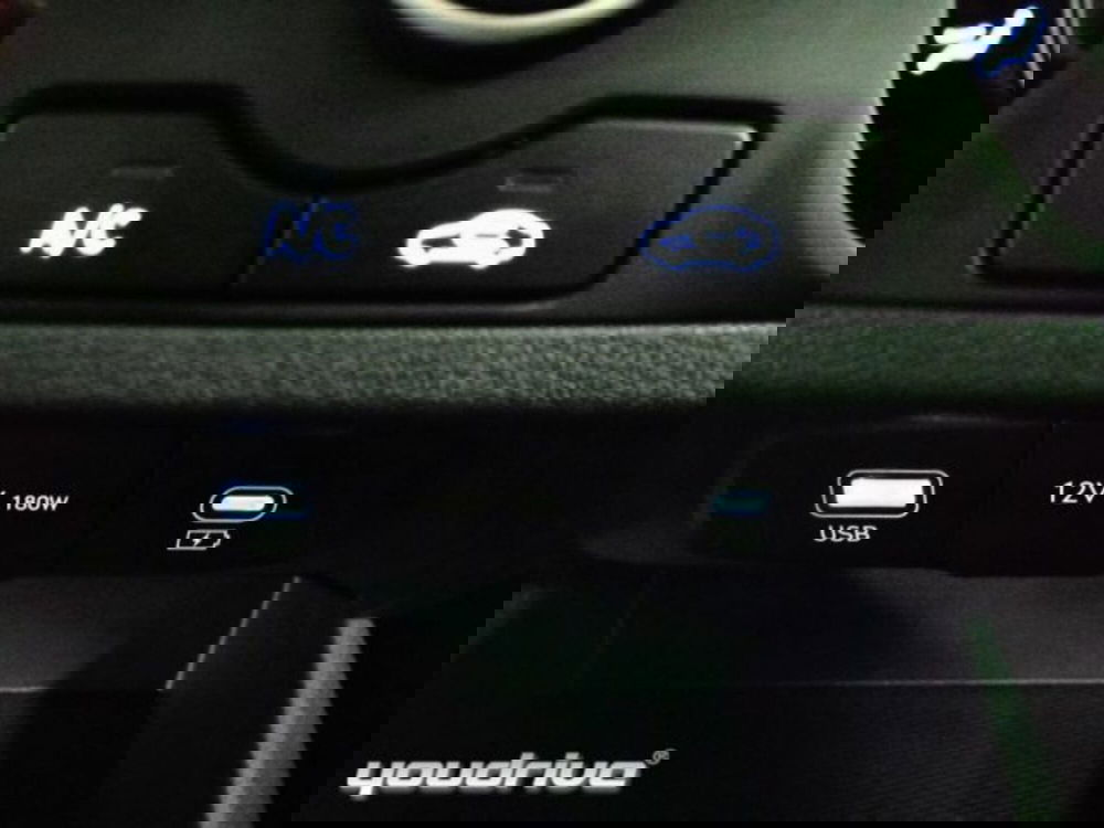 Hyundai i10 nuova a Napoli (17)