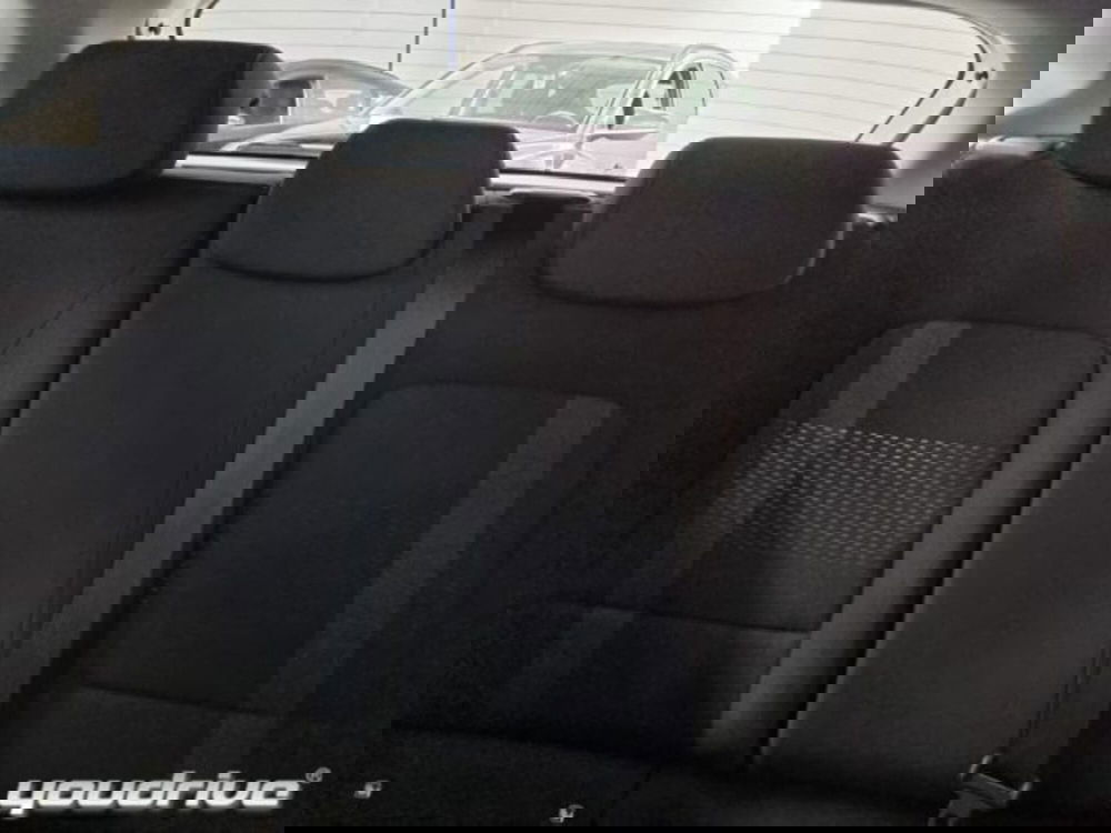 Hyundai i20 nuova a Napoli (17)