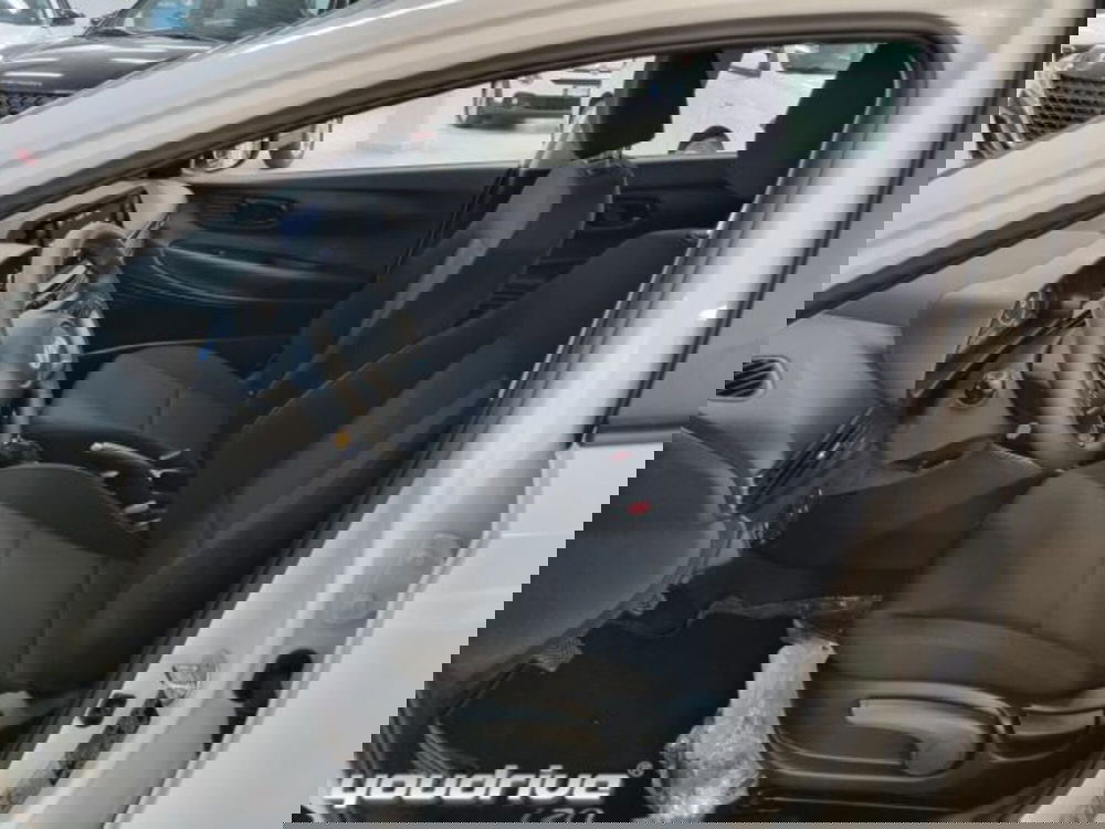 Hyundai i20 nuova a Napoli (8)