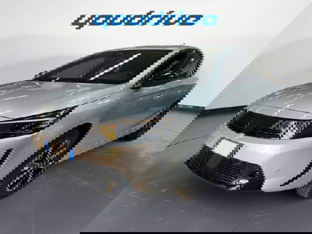 Opel Corsa nuova a Napoli