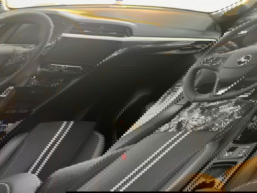 Opel Corsa nuova a Napoli (10)