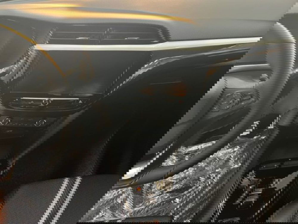 Opel Corsa nuova a Napoli (11)