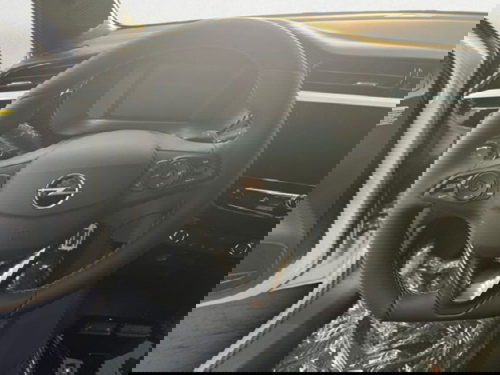 Opel Corsa nuova a Napoli (12)