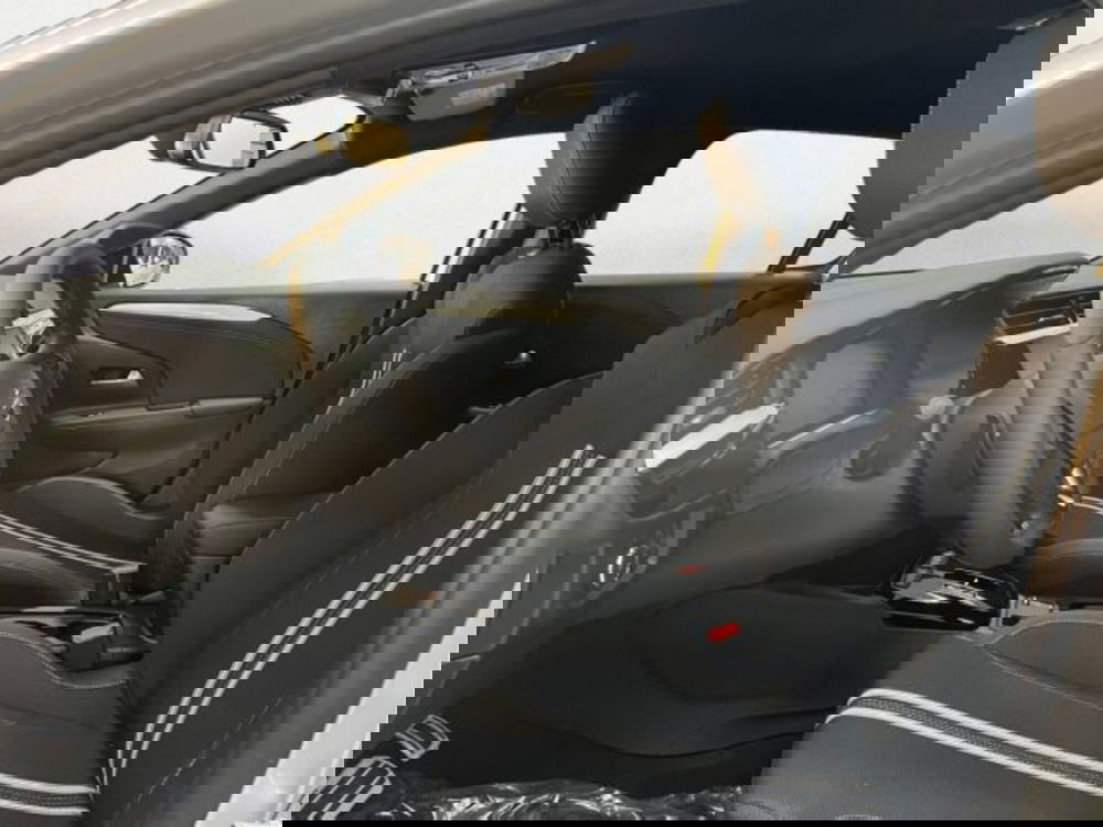 Opel Corsa nuova a Napoli (9)