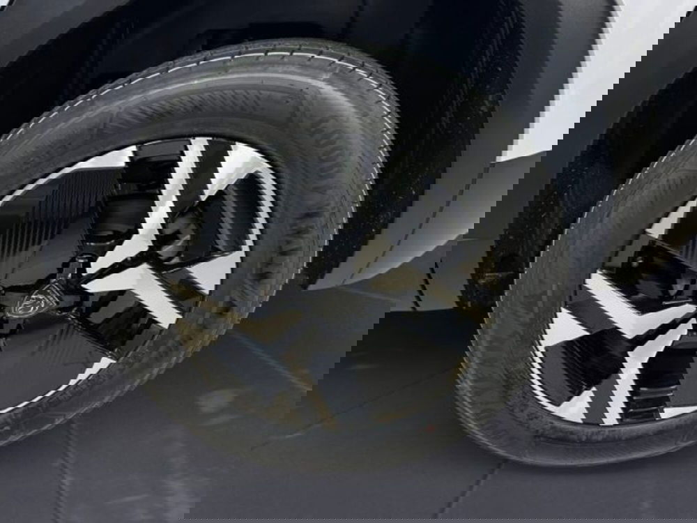 Peugeot 2008 nuova a Napoli (14)