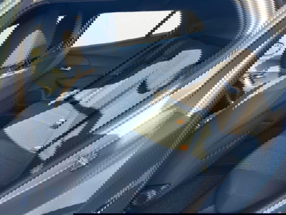 Peugeot 2008 nuova a Napoli (13)