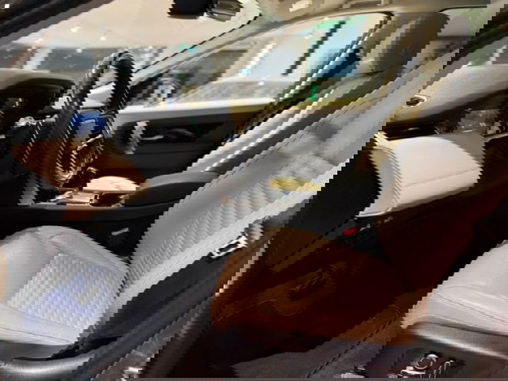 Land Rover Discovery Sport usata a Lucca (7)