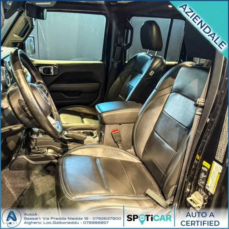 Jeep Wrangler Unlimited usata a Sassari (18)