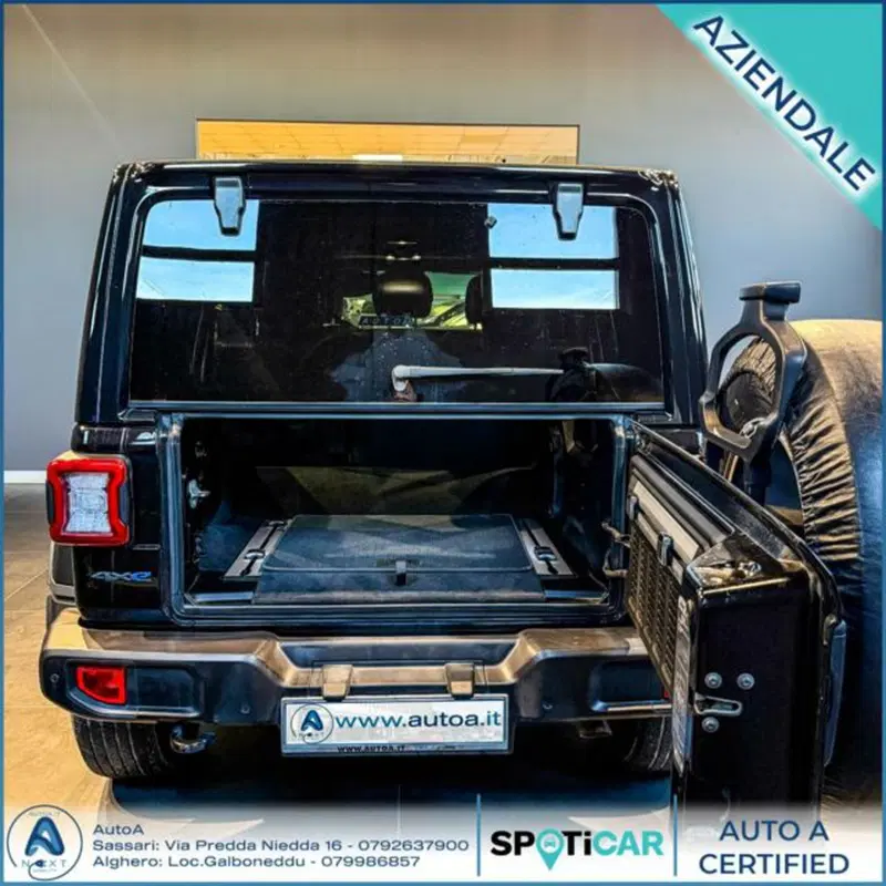 Jeep Wrangler Unlimited usata a Sassari (9)