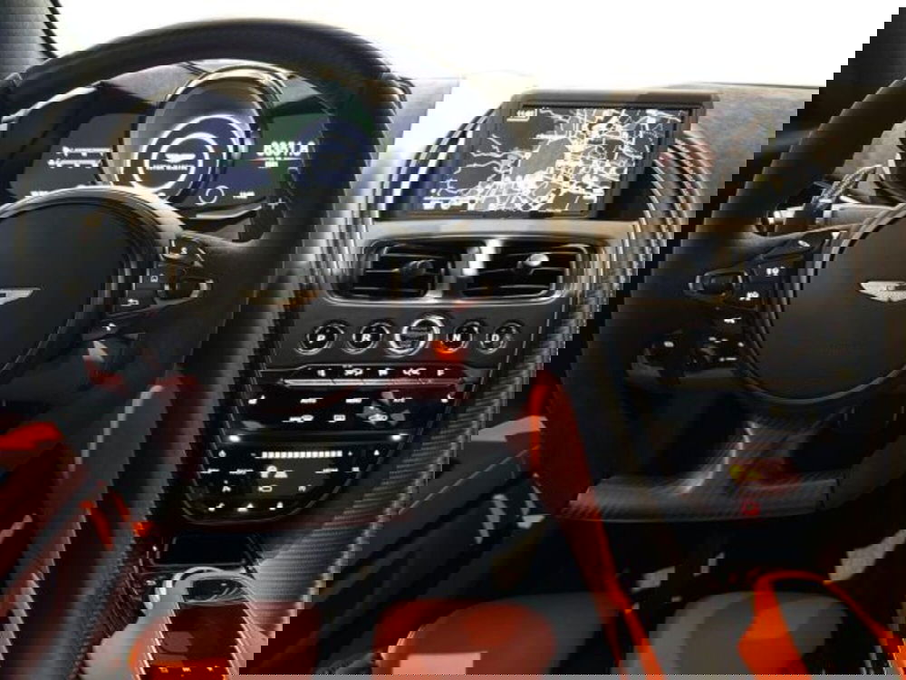 Aston Martin DBS Superleggera Volante usata a Bologna (16)