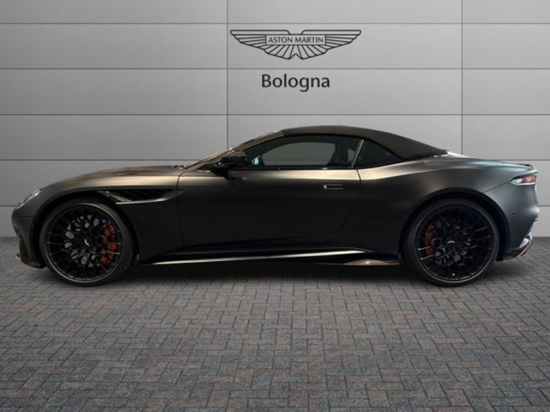 Aston Martin DBS Superleggera Volante usata a Bologna (3)