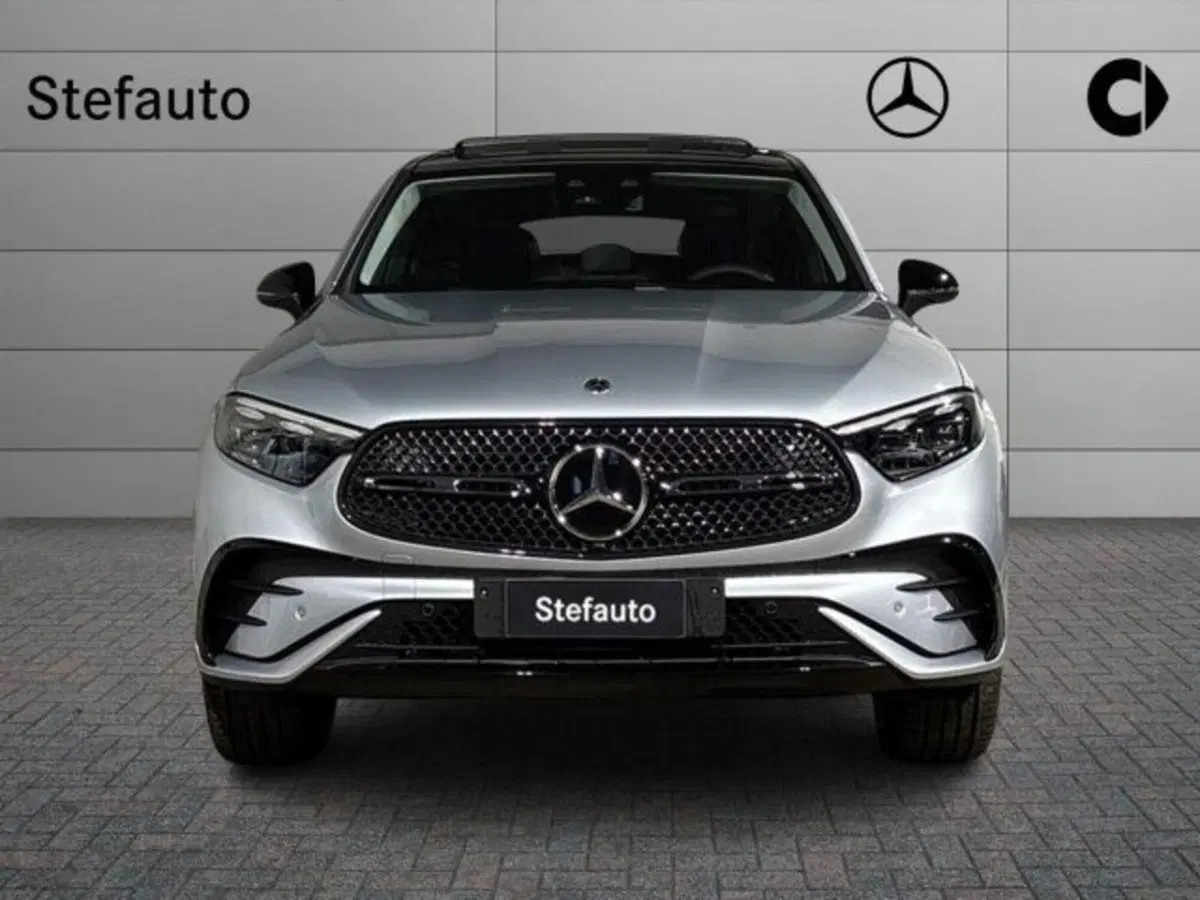 Mercedes-Benz GLC nuova a Bologna (4)