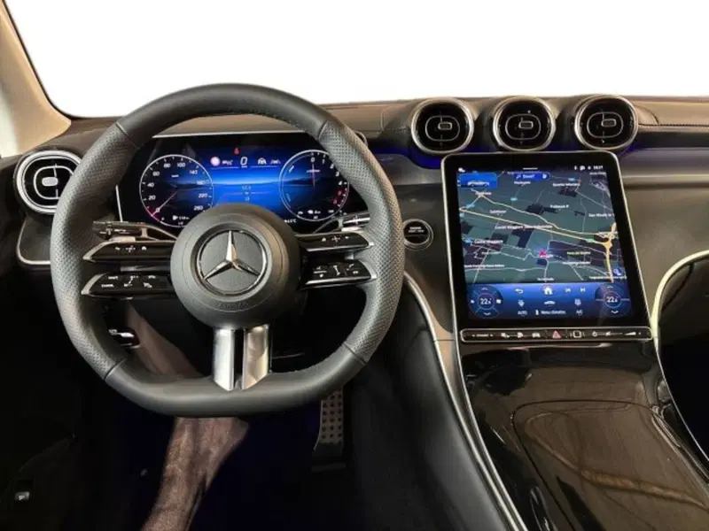 Mercedes-Benz GLC Coupé nuova a Bologna (14)