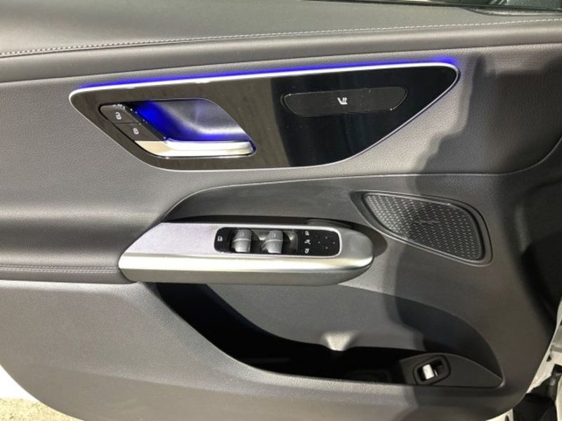 Mercedes-Benz GLC nuova a Bologna (10)