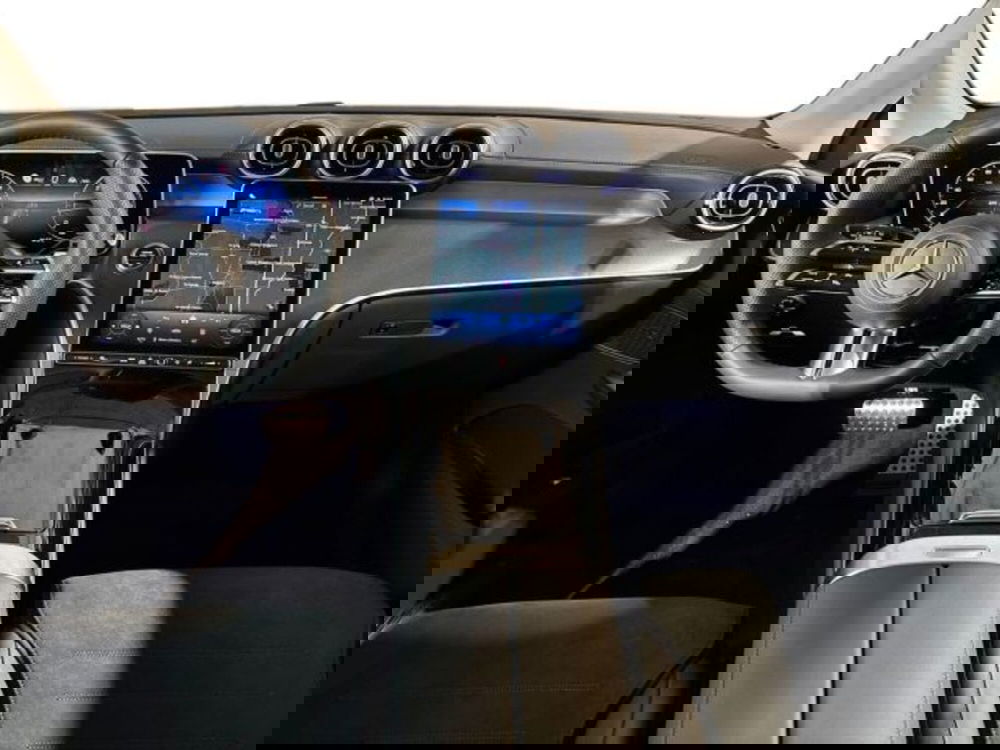 Mercedes-Benz GLC nuova a Bologna (13)