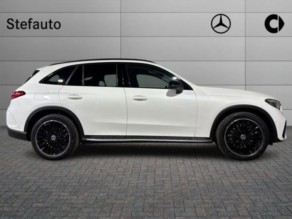 Mercedes-Benz GLC nuova a Bologna (2)