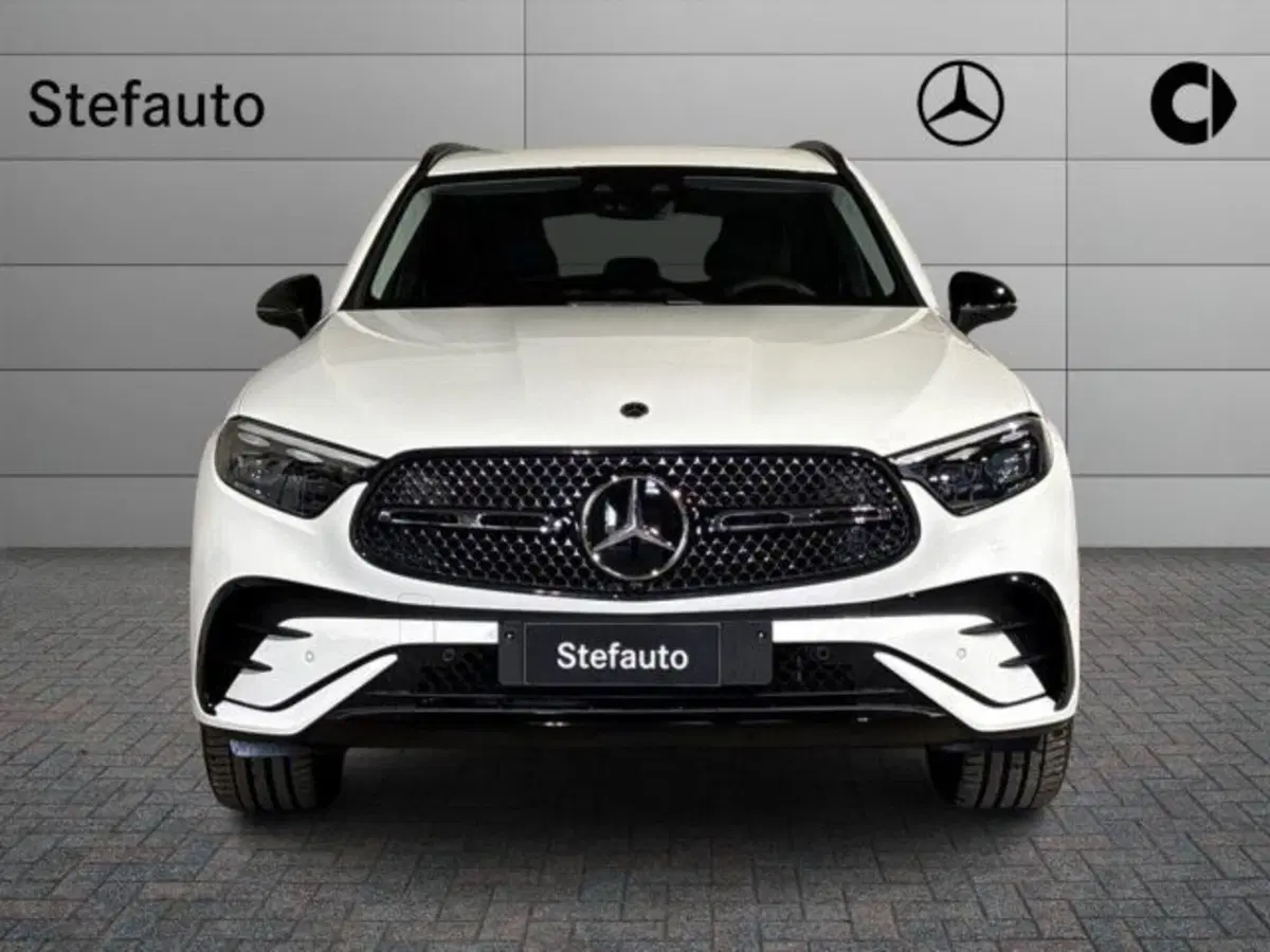 Mercedes-Benz GLC nuova a Bologna (4)