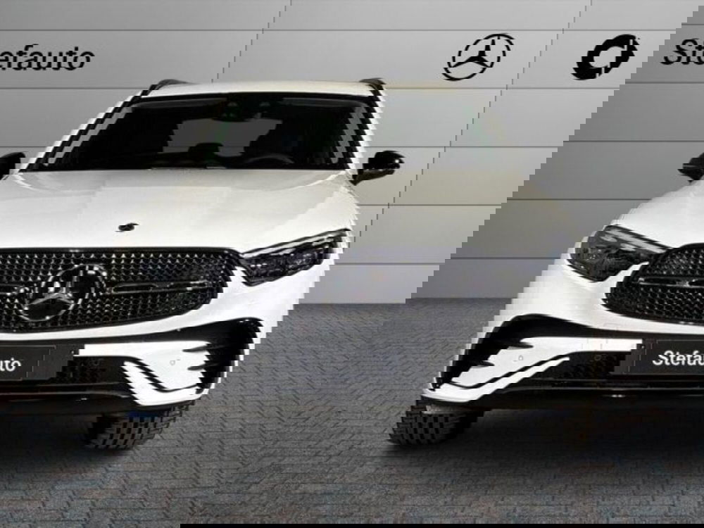 Mercedes-Benz GLC nuova a Bologna (4)