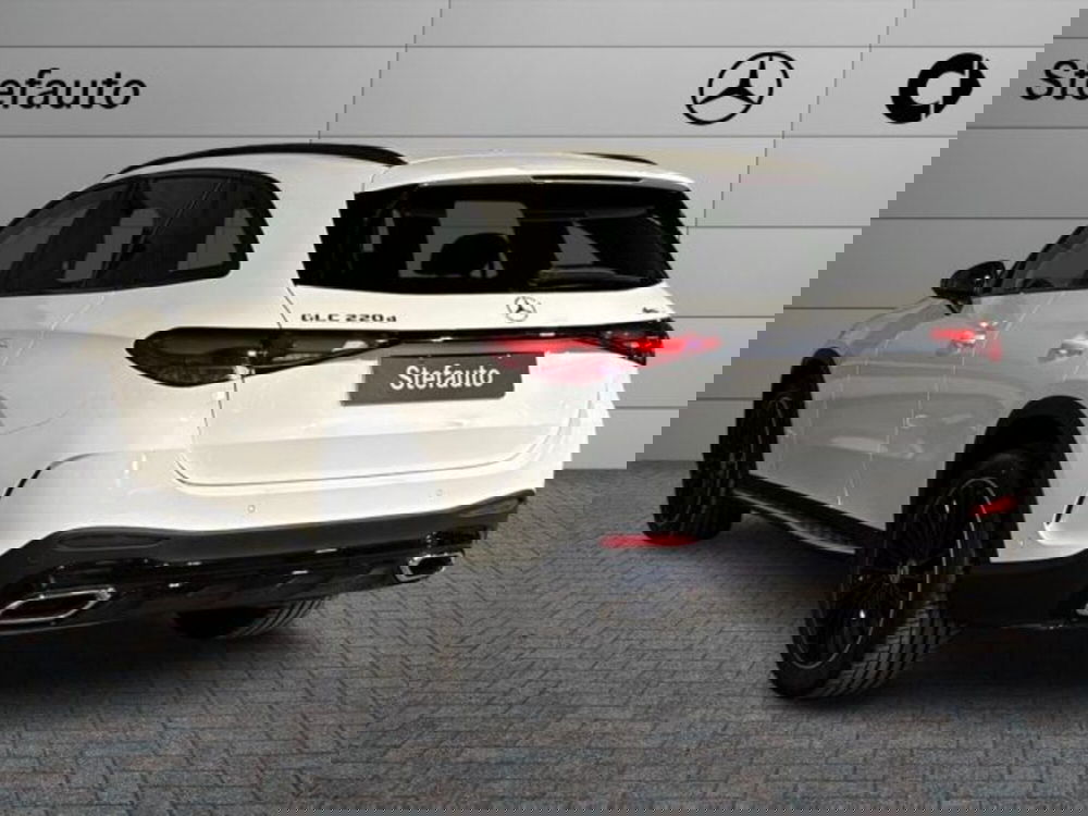 Mercedes-Benz GLC nuova a Bologna (5)