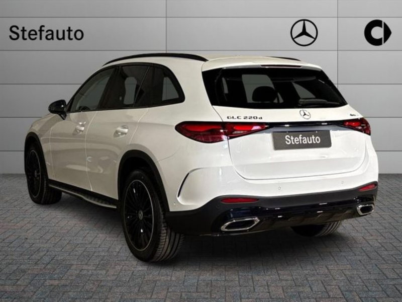 Mercedes-Benz GLC nuova a Bologna (5)