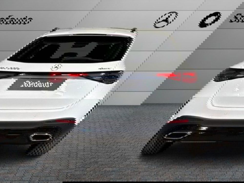 Mercedes-Benz GLC nuova a Bologna (6)