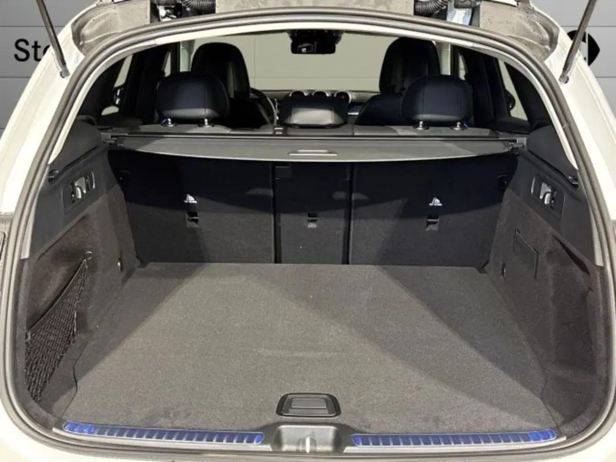 Mercedes-Benz GLC nuova a Bologna (7)