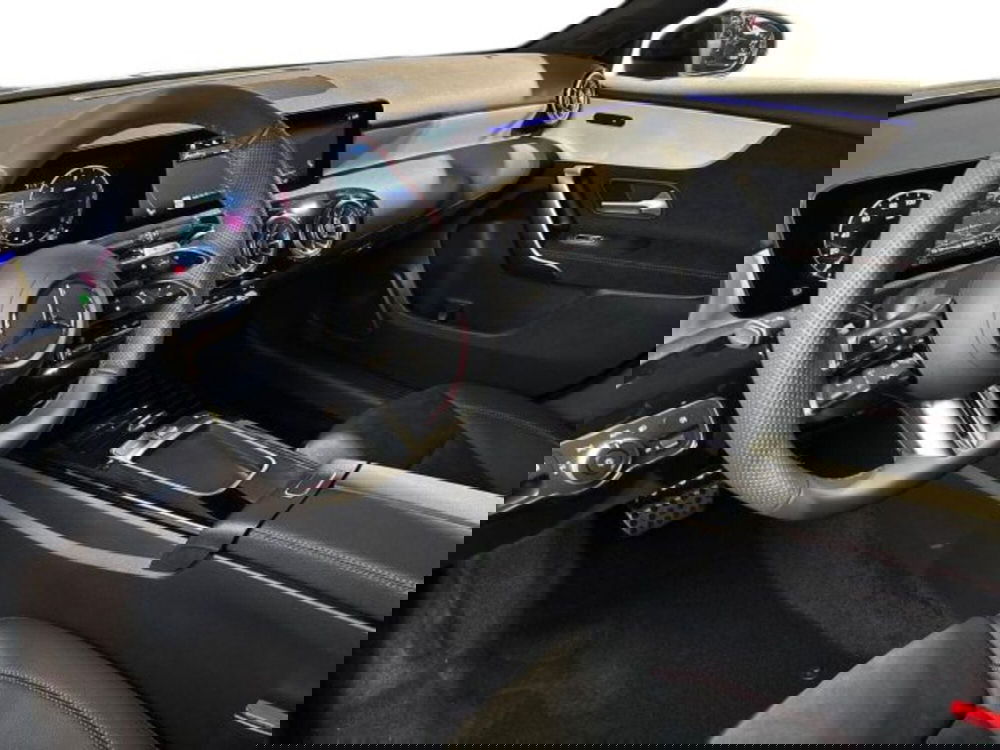 Mercedes-Benz Classe A nuova a Bologna (11)