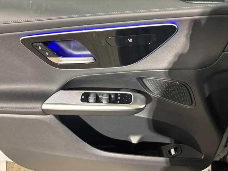 Mercedes-Benz GLC nuova a Bologna (10)