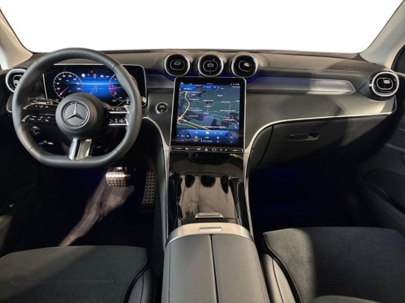 Mercedes-Benz GLC nuova a Bologna (13)