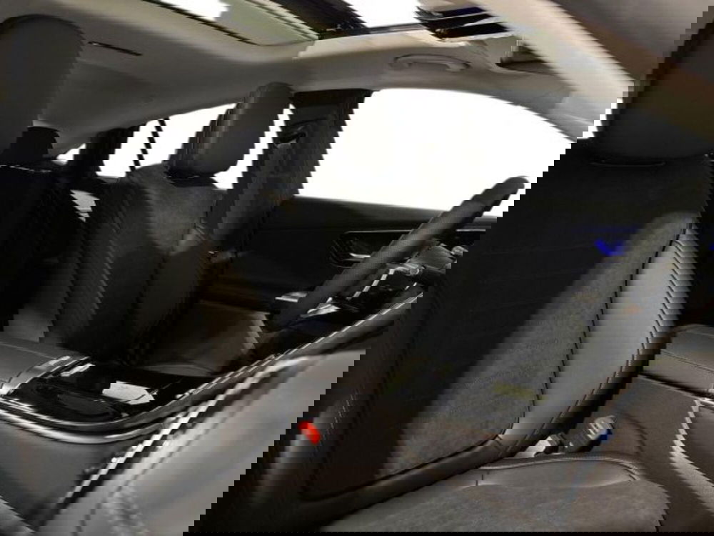 Mercedes-Benz GLC nuova a Bologna (16)