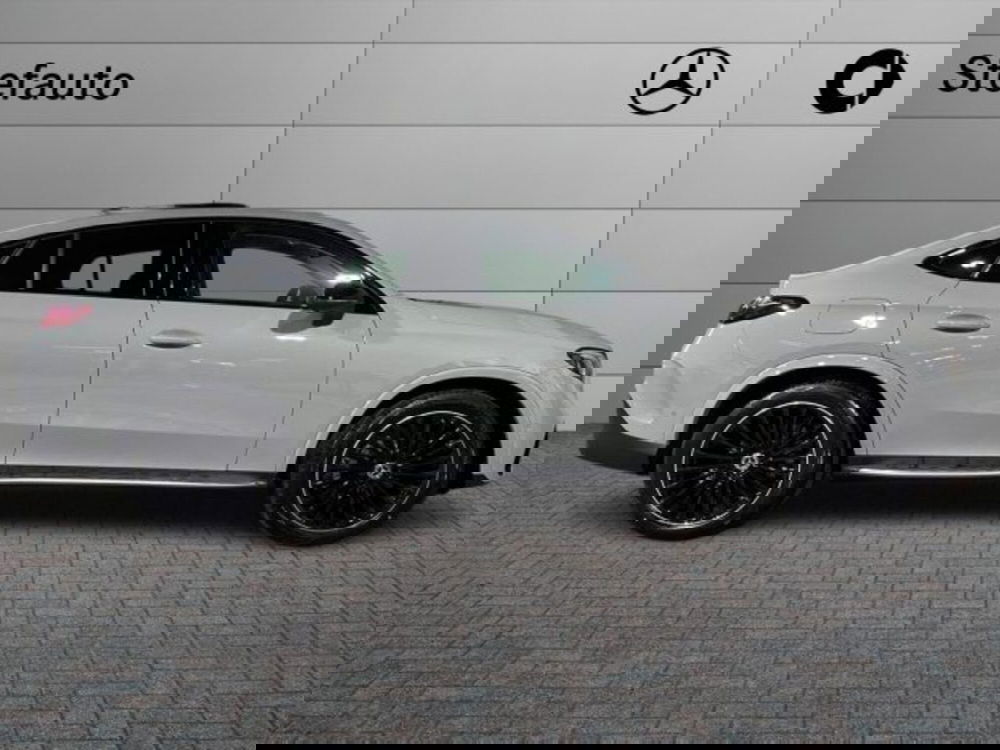 Mercedes-Benz GLC nuova a Bologna (2)