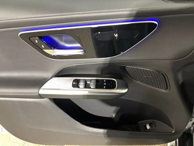 Mercedes-Benz GLC Coupé nuova a Bologna (10)