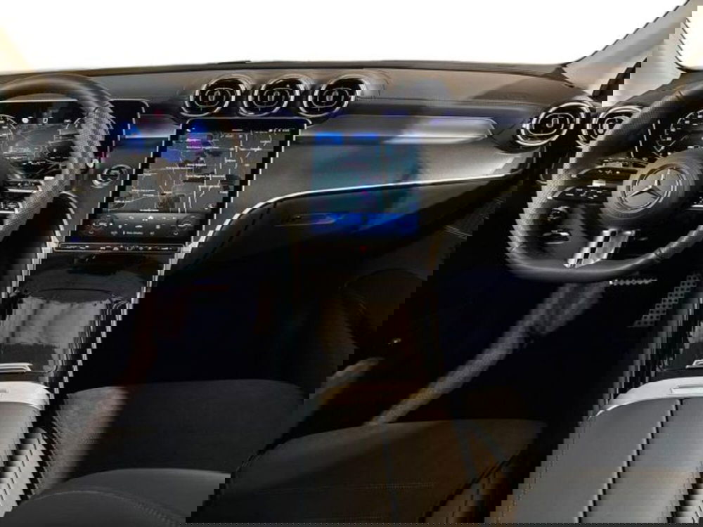 Mercedes-Benz GLC nuova a Bologna (13)