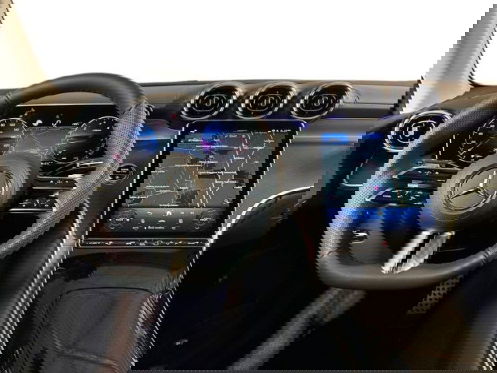 Mercedes-Benz GLC nuova a Bologna (14)