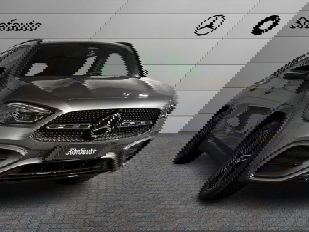 Mercedes-Benz GLA SUV nuova a Bologna