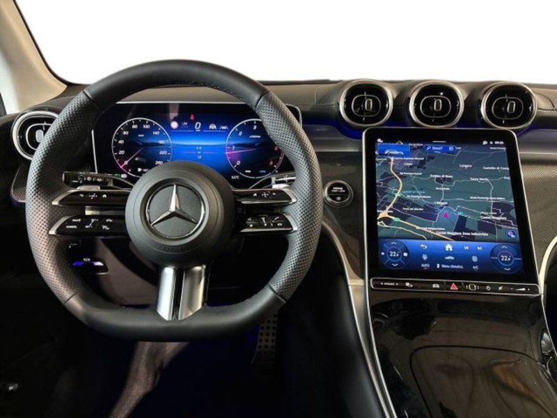 Mercedes-Benz GLC nuova a Bologna (14)