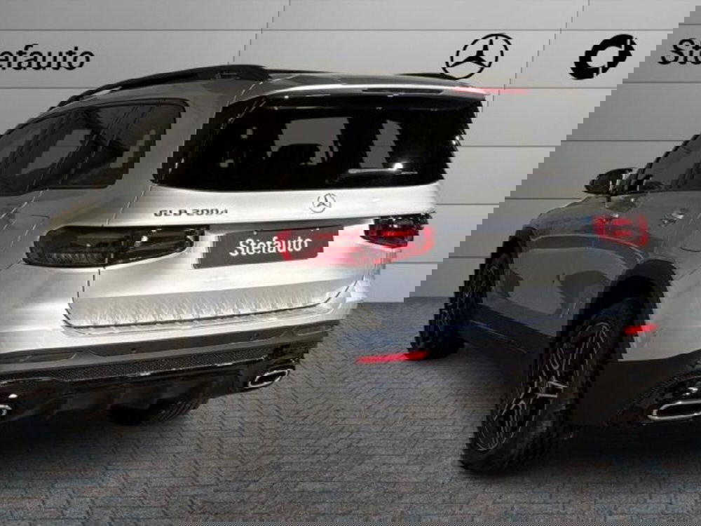 Mercedes-Benz GLB nuova a Bologna (5)