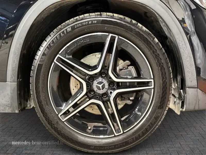 Mercedes-Benz GLA SUV usata a Bologna (17)
