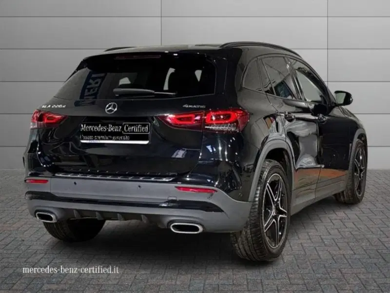 Mercedes-Benz GLA SUV usata a Bologna (2)