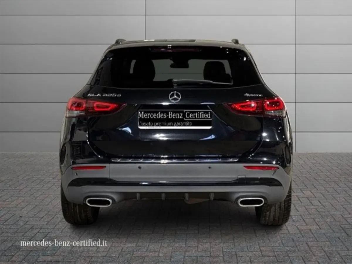 Mercedes-Benz GLA SUV usata a Bologna (4)