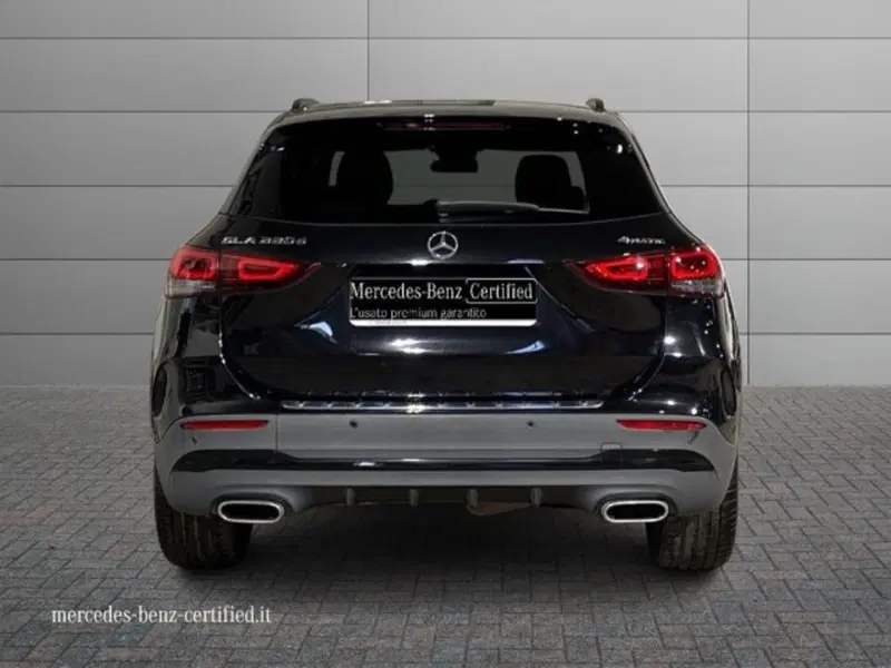 Mercedes-Benz GLA SUV usata a Bologna (4)