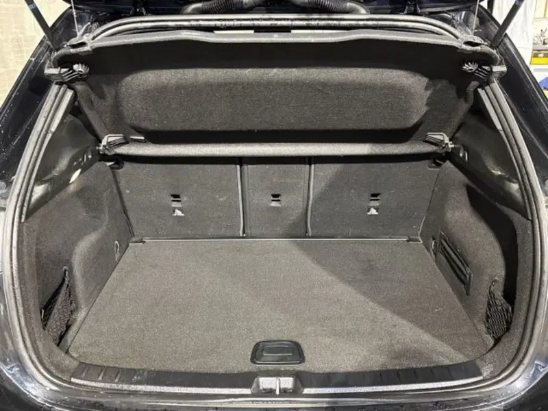 Mercedes-Benz GLA SUV usata a Bologna (8)