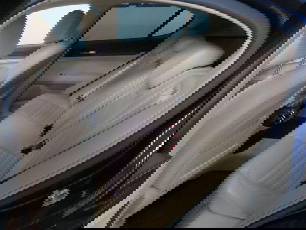 Alfa Romeo Stelvio usata a Lodi (11)