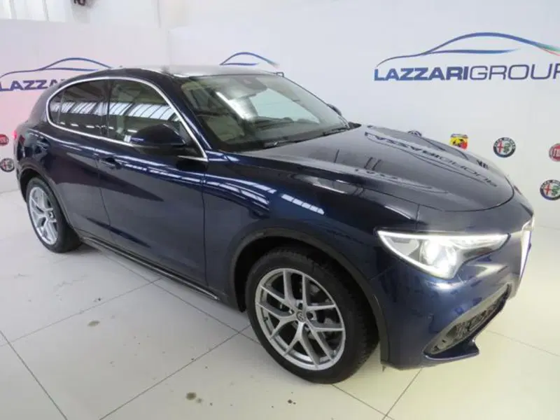 Alfa Romeo Stelvio usata a Lodi (5)