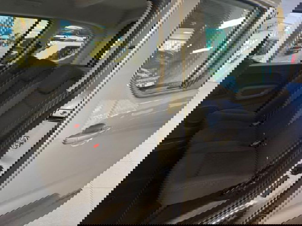 Peugeot Rifter usata a Verbano Cusio Ossola (8)