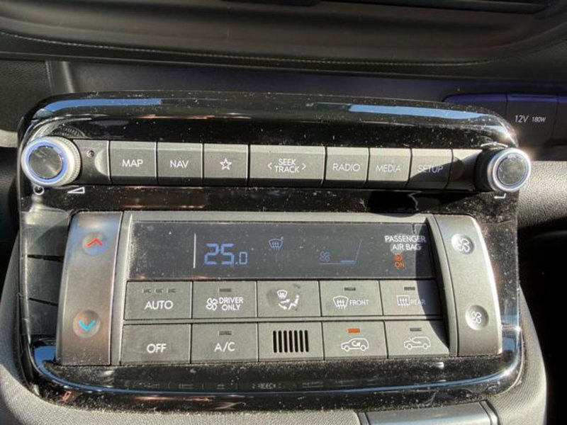 Hyundai Inster usata a Verbano Cusio Ossola (12)