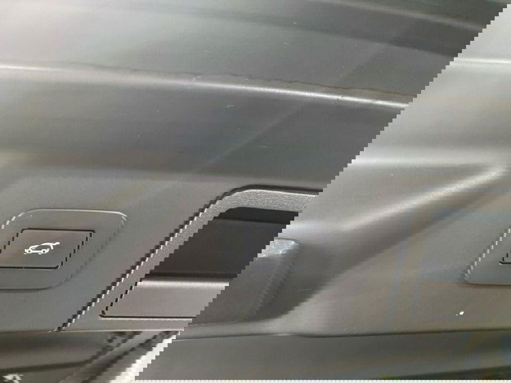 Land Rover Range Rover Velar usata a Torino (14)