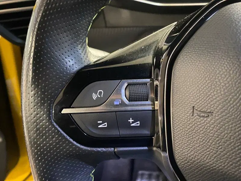 Peugeot 208 usata a Torino (13)