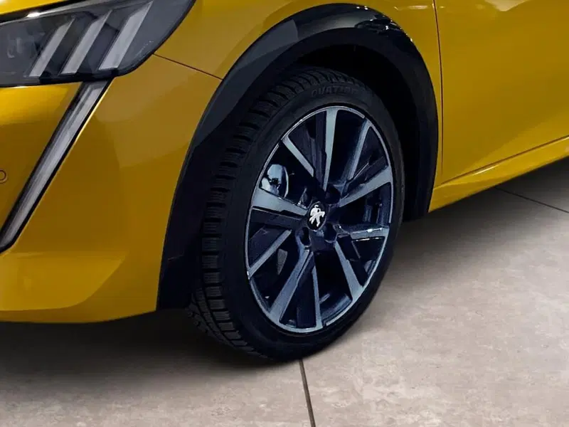 Peugeot 208 usata a Torino (15)