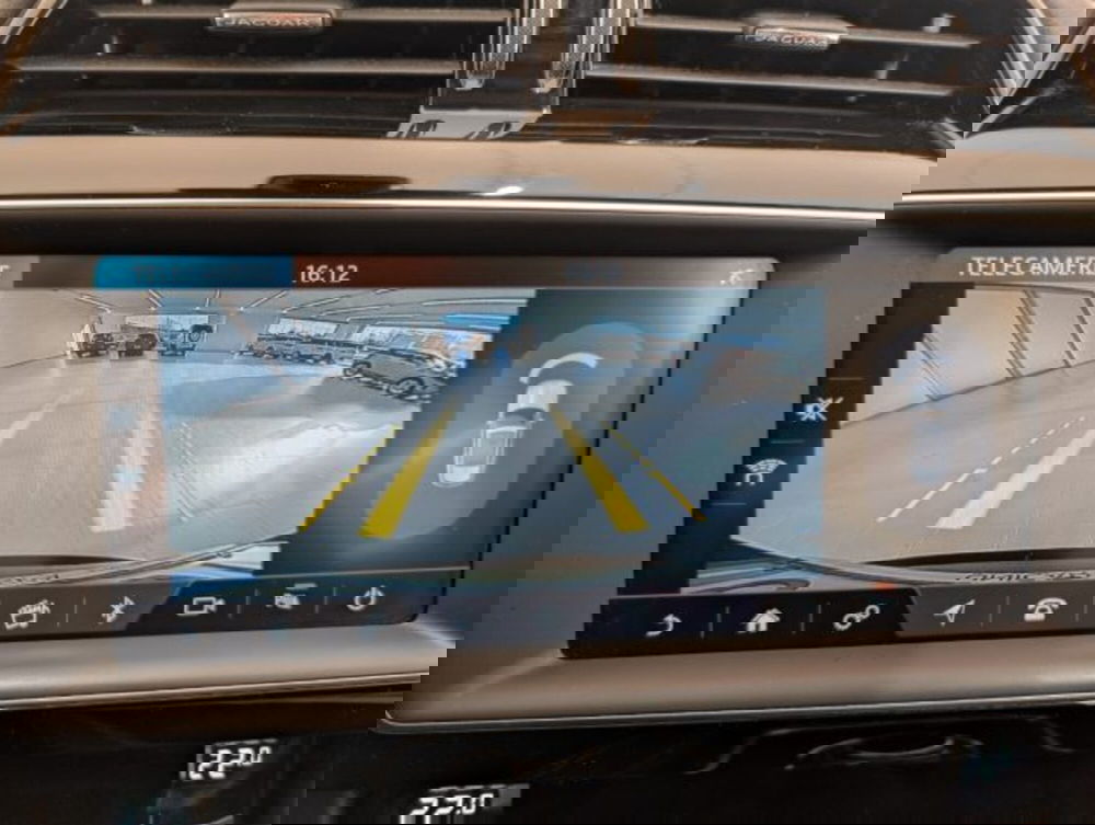 Jaguar F-Pace usata a Cuneo (15)